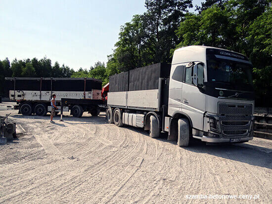 Transport szamba betonowego do Jasło z wykorzystaniem HDS